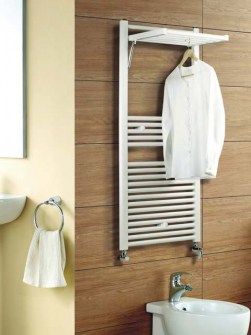 sèche-serviettes blanc, radiateur chauffage central, radiateur chaufage